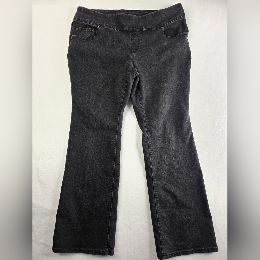 The Pioneer Woman Size 16 XL Black Embroidered Bootcut Pull-On Jeans 3342-CB - Picture 3 of 16